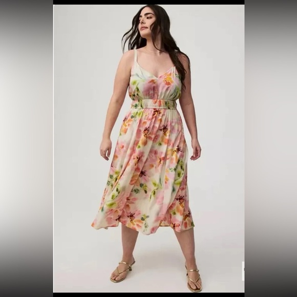 Torrid Floral Midi V-Neck Dress
size 3 or 3XL - Picture 3 of 12